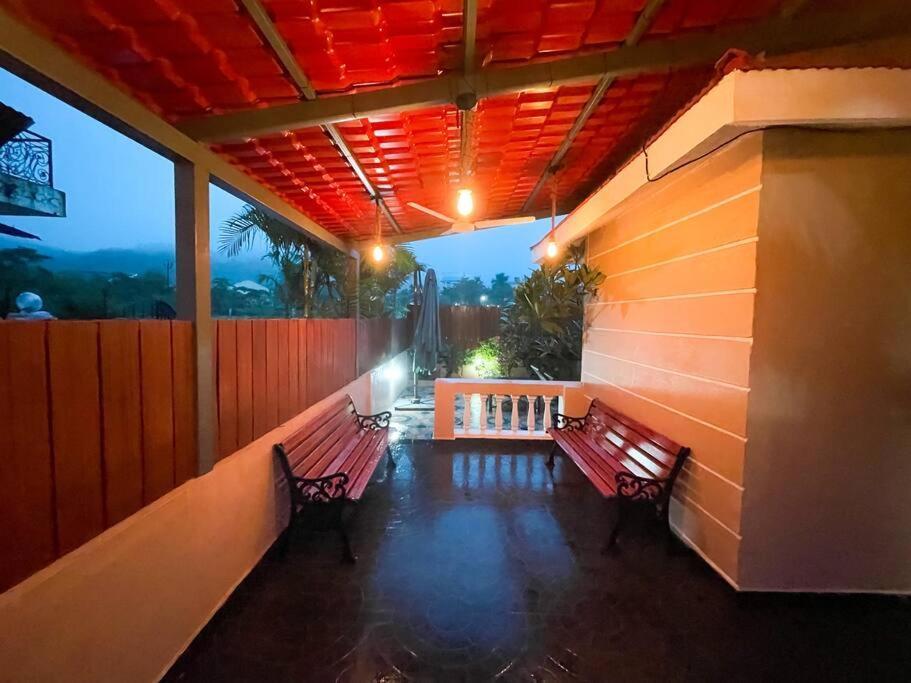 Corner House, Lonavla By Meheru-4 Bhk Villa With Pool Exterior foto