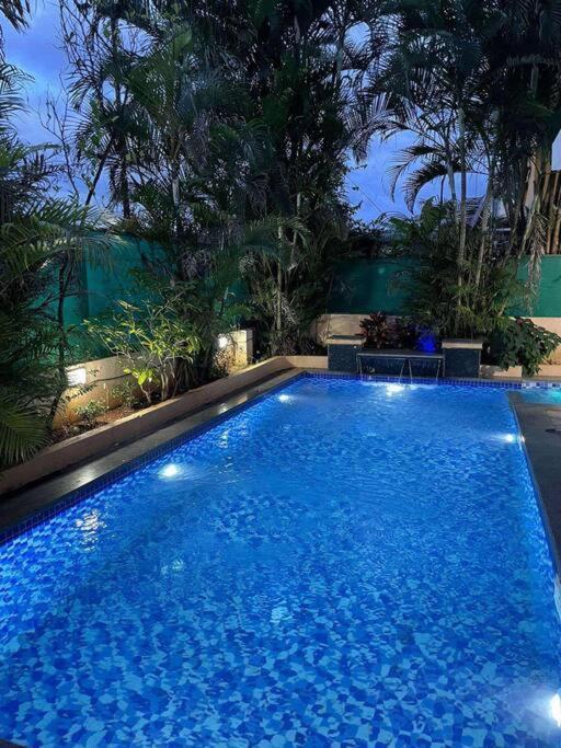 Corner House, Lonavla By Meheru-4 Bhk Villa With Pool Exterior foto